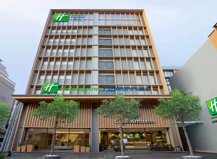 洲際 Ihg 曼谷中央碼頭智選假日套房酒店