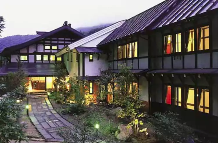 日本岐阜縣槍見之湯槍見館