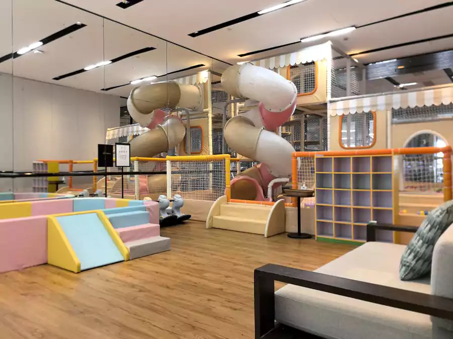 兒童遊樂場/兒童俱樂部 兒童遊樂場/兒童俱樂部