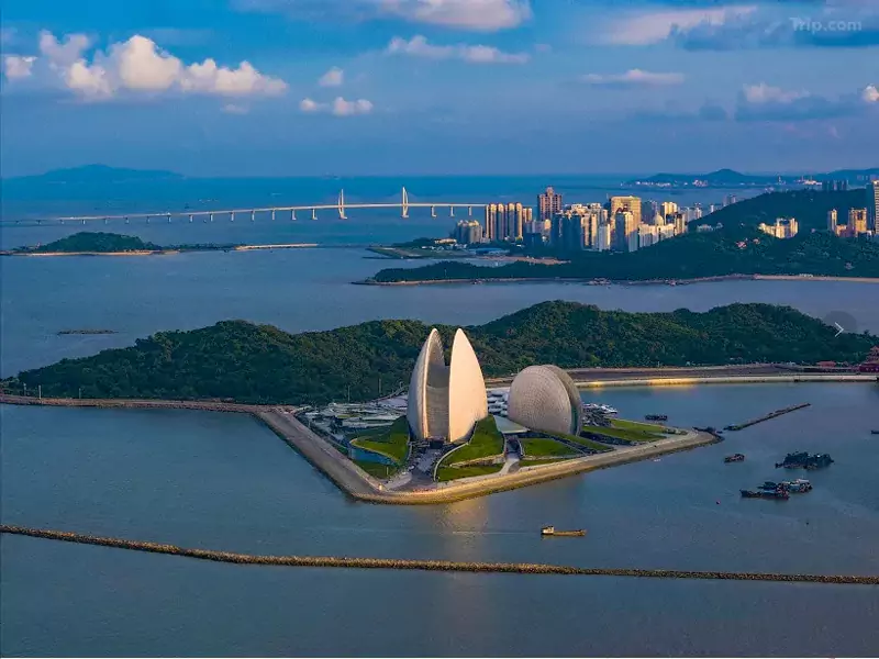 珠海仁恒洲际酒店可俯瞰港珠澳大桥及澳门 珠海仁恒洲际酒店可俯瞰港珠澳大桥及澳门