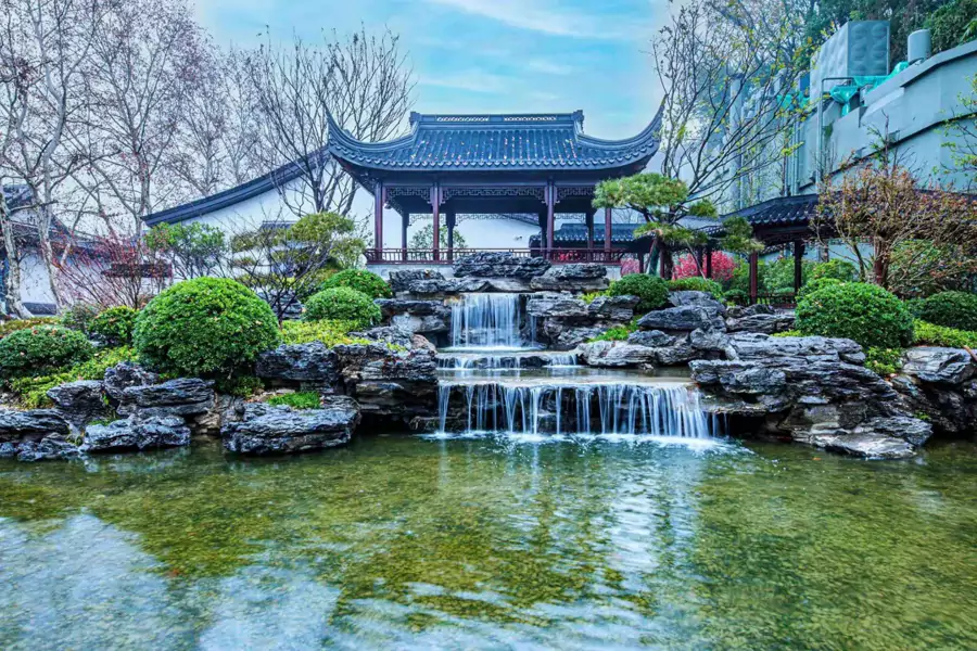 這裡不像封閉的酒店,反倒像個敞開的景區 這裡不像封閉的酒店,反倒像個敞開的景區