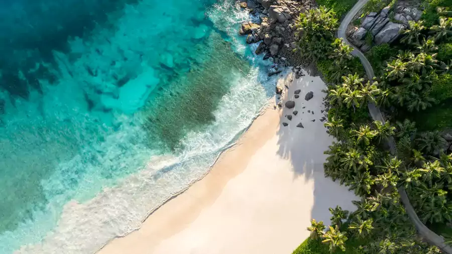 Anse Intendance 海滩本身就是一道不可错过的风景