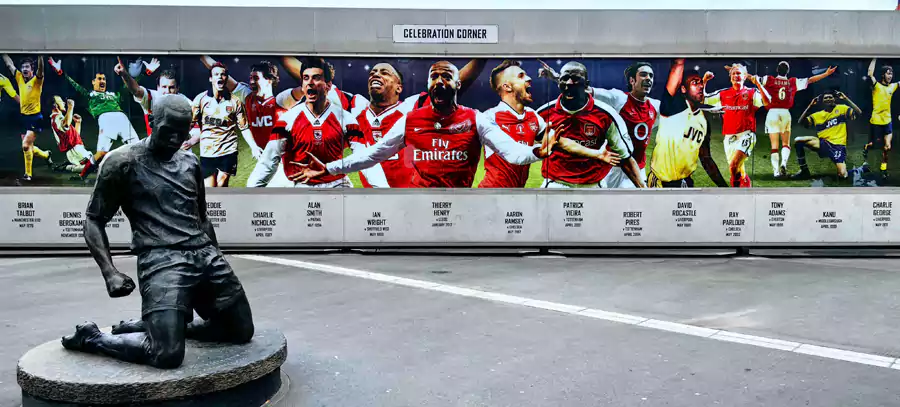 阿森纳(Arsenal)酋长球场(Emirates Stadium) 阿森纳(Arsenal)酋长球场(Emirates Stadium)