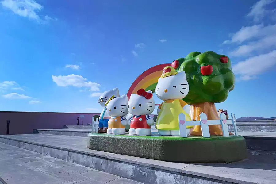在 Hello Kitty 主题馆感受粉色童话的浪漫 在 Hello Kitty 主题馆感受粉色童话的浪漫