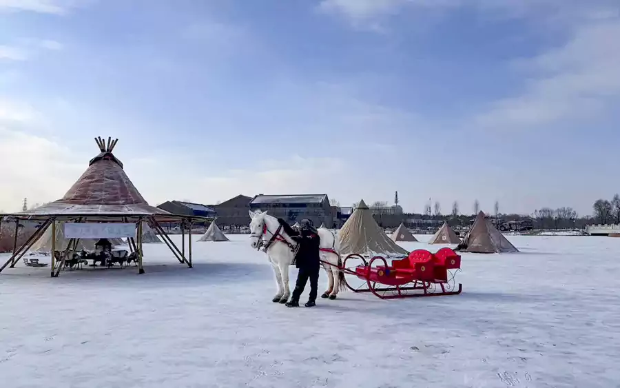 冬天则能体验东北特色的「马拉雪橇」入住 冬天则能体验东北特色的「马拉雪橇」入住