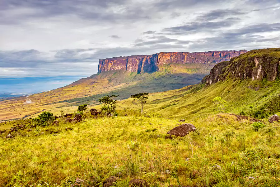 羅奈馬山 羅奈馬山