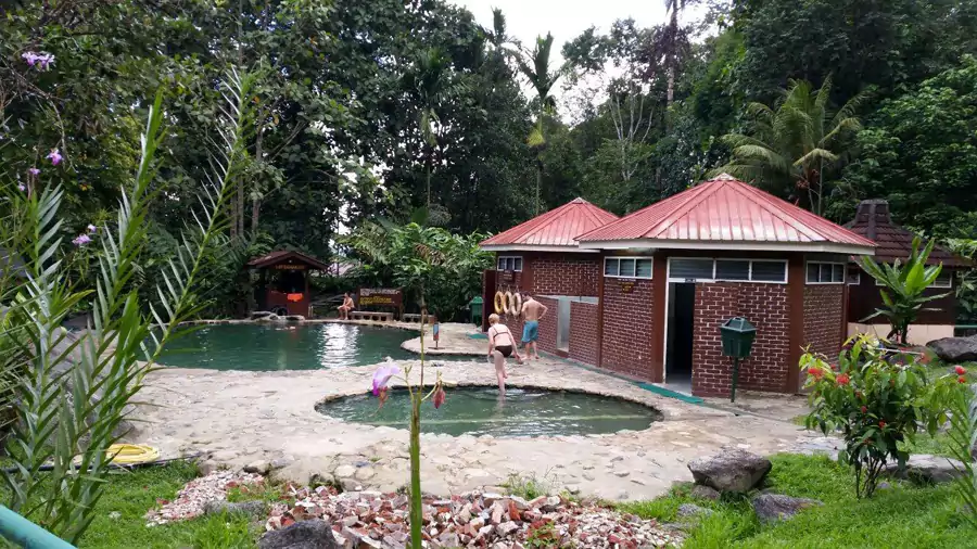 波令溫泉 波令溫泉