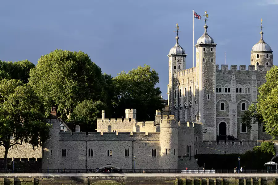 伦敦塔(Tower of London) 伦敦塔(Tower Of London)