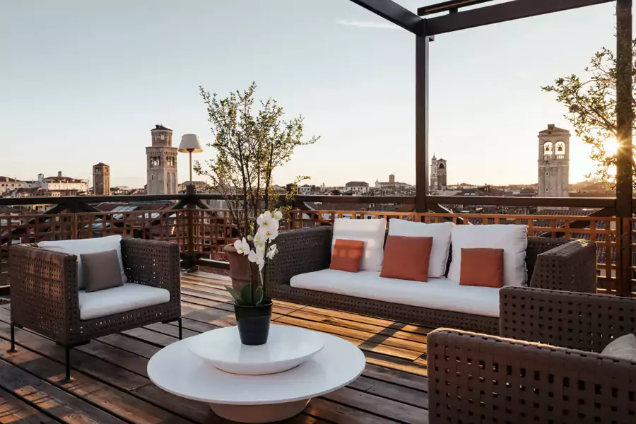 在威尼斯安縵，“探索” 從未有標準答案