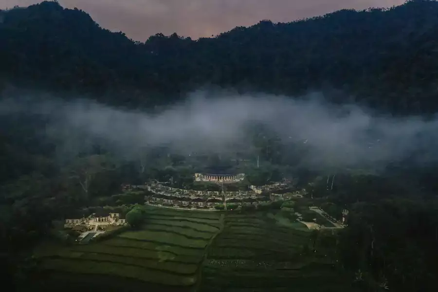 你可以远离尘世的喧嚣,与千年佛塔对话 你可以远离尘世的喧嚣,与千年佛塔对话