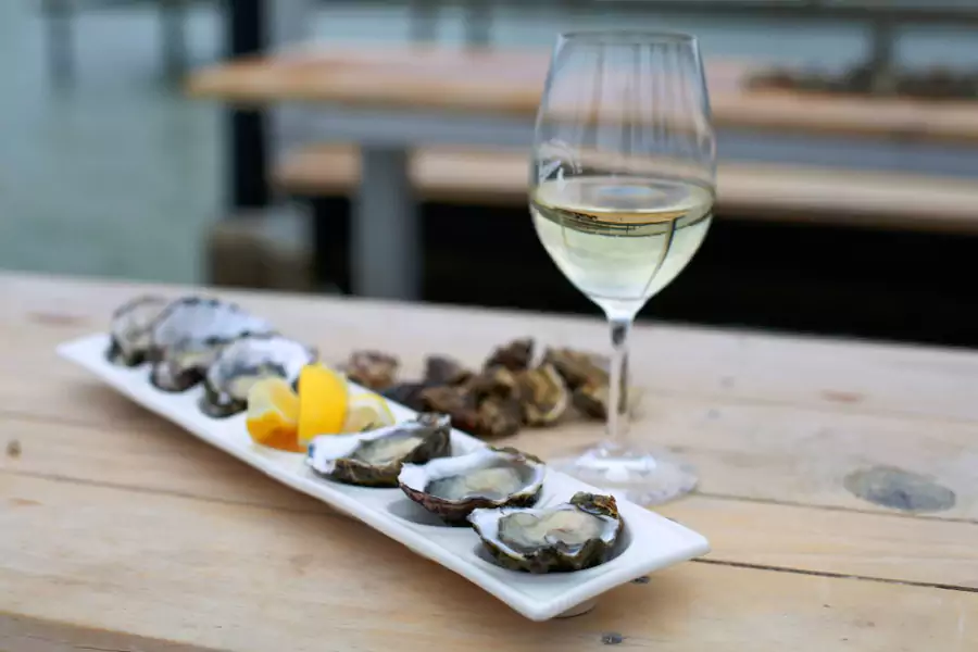 柯芬湾生蚝农场 柯芬湾生蚝农场