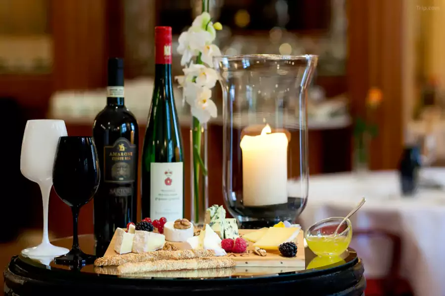 主打地道德式佳肴 主打地道德式佳肴