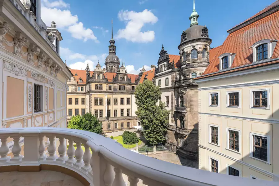 酒店的地理位置得天独厚 酒店的地理位置得天独厚