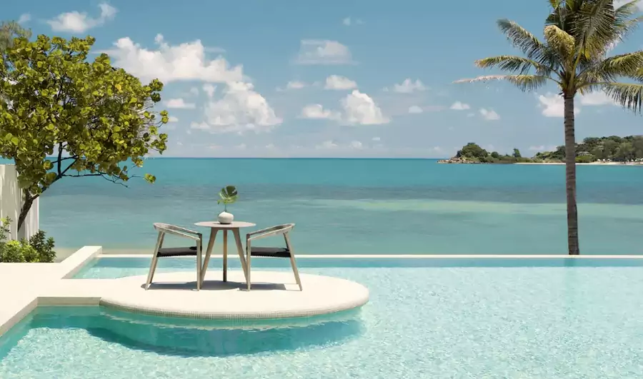 大海不再是远处的点缀，而是无处不在的背景