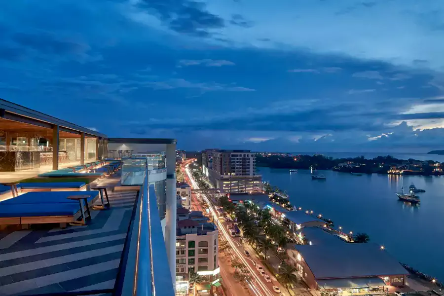 酒店的位置堪稱亞庇生活樞紐