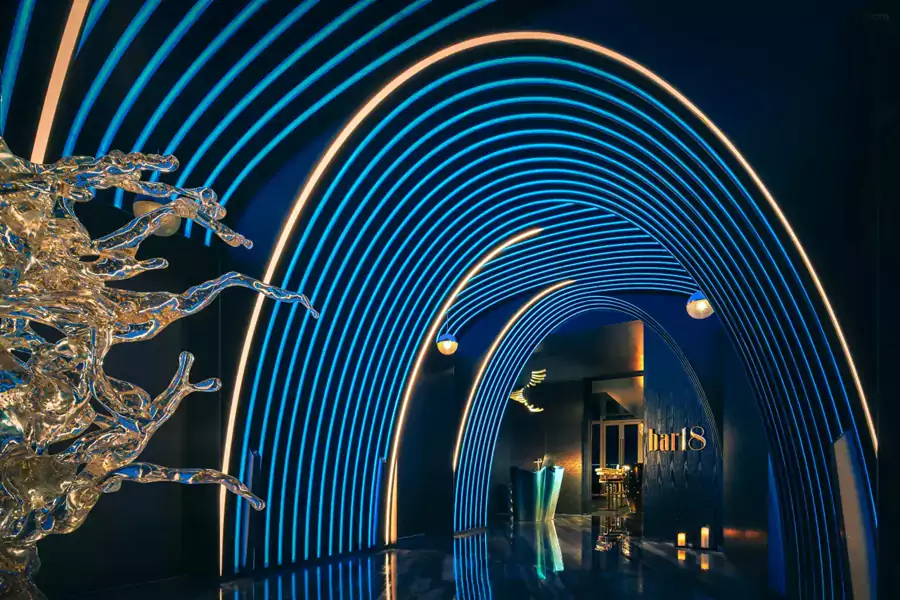 深圳小梅沙美高梅酒店是一个集山海浪漫、亲子欢乐、奢华体验于一体的乌托邦