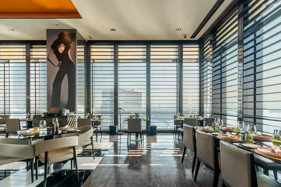 62 層的高空餐廳 62 層的高空餐廳