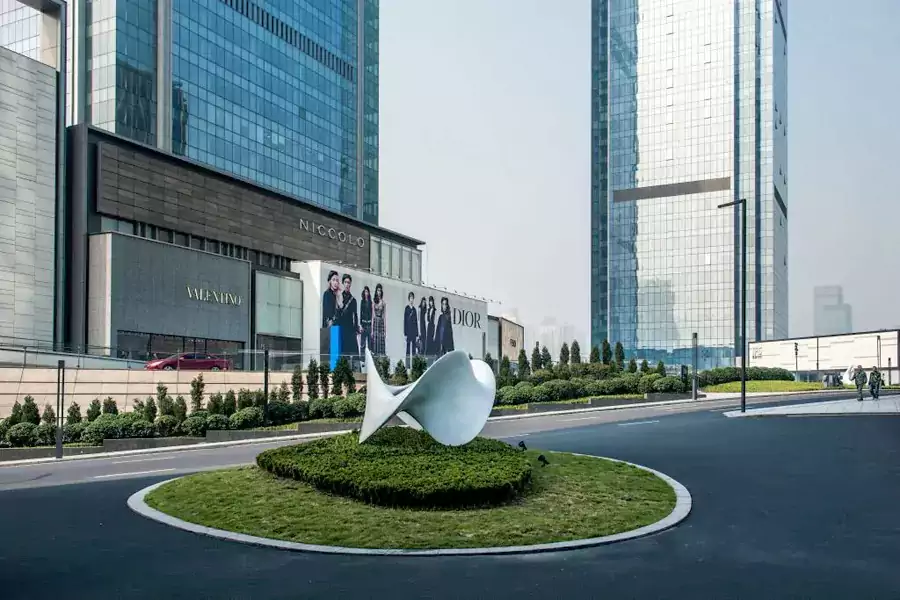 尼依格羅酒店以 300 米的高空視角,重新定義了旅行的意義 尼依格羅酒店以 300 米的高空視角,重新定義了旅行的意義