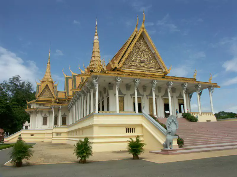 王宮便以黃白為主色調