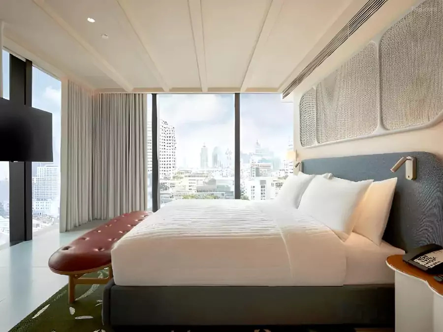 100 多间客房与套房