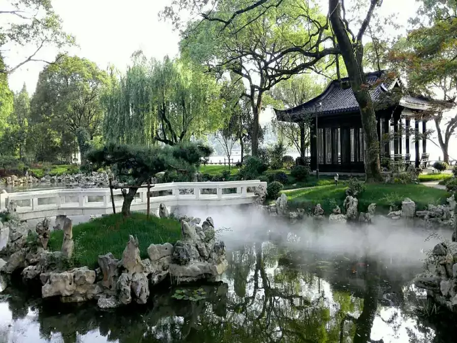 在柳鶯裏的時光，適合慢到浪費