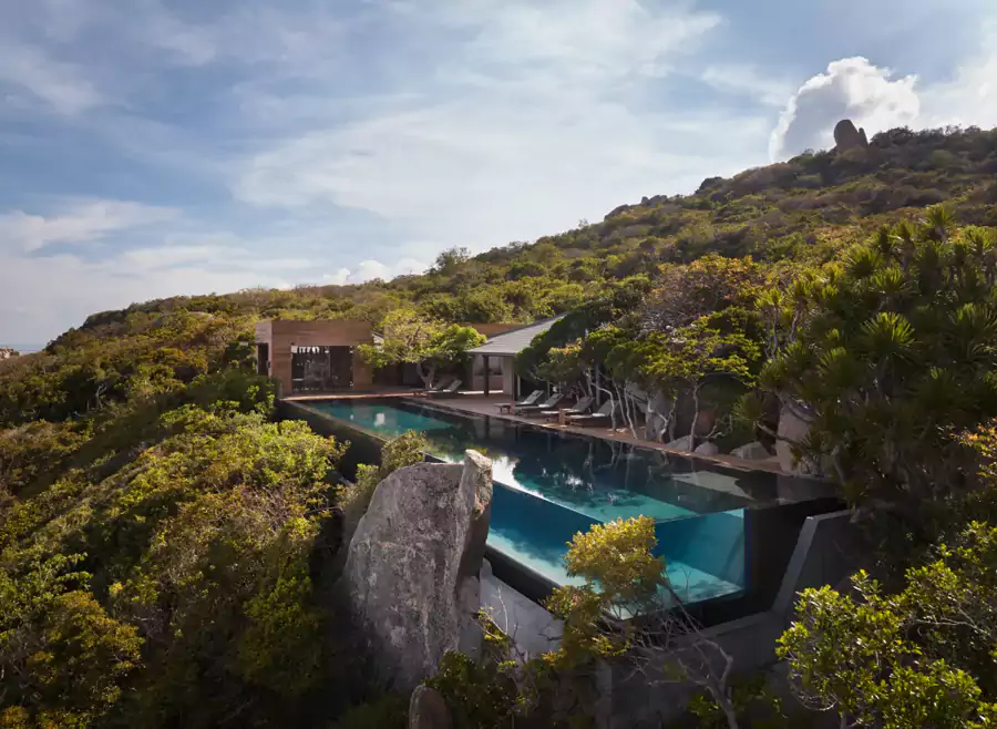 最让人魂牵梦萦的,莫过于那座火遍 ins 的悬崖无边泳池 最让人魂牵梦萦的,莫过于那座火遍 Ins 的悬崖无边泳池