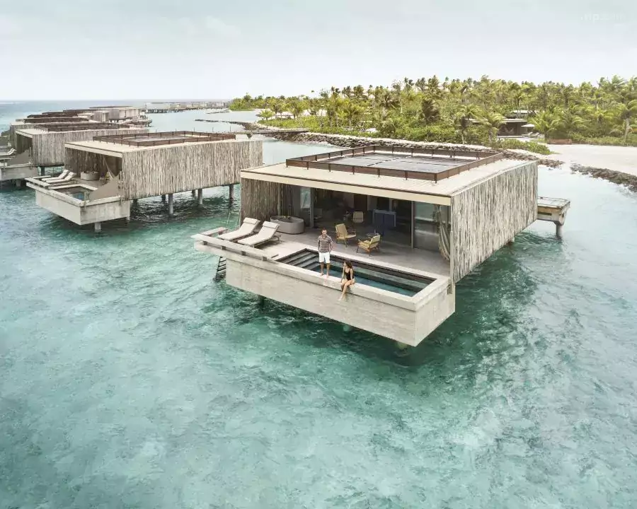 水景特大床 / 雙床一臥室泳池別墅性價比出眾，能坐擁無際海景