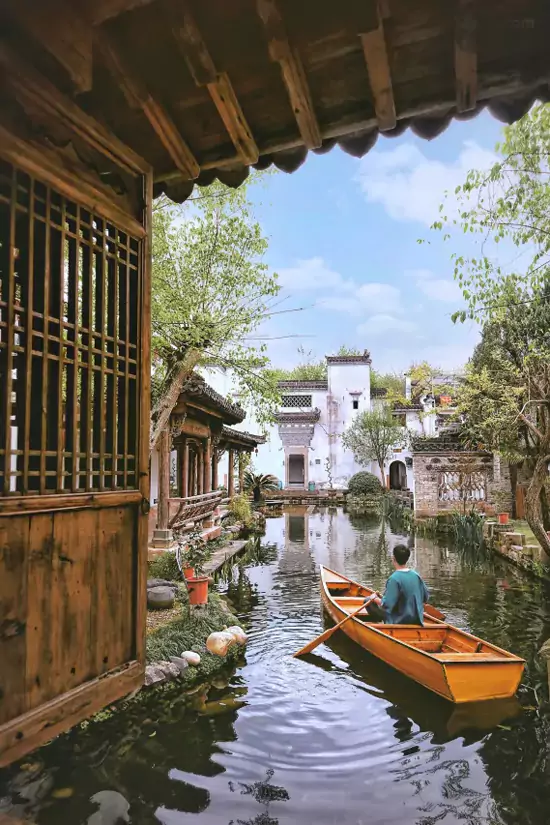 安徽黃山詩莉莉・慰顏府文化遺址湯泉度假酒店 安徽黃山詩莉莉・慰顏府文化遺址湯泉度假酒店