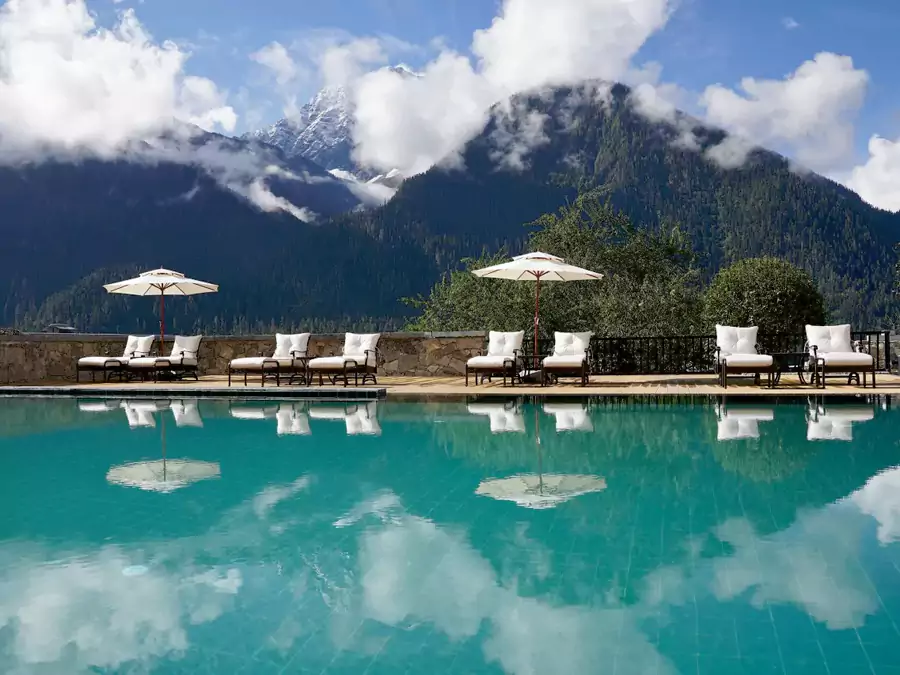 室外泳池是网红打卡地 室外泳池是网红打卡地