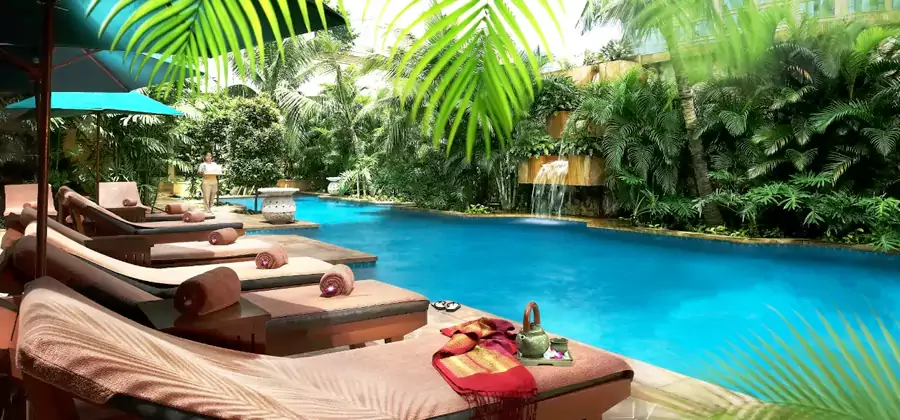 市中心花園瀑布泳池是必打卡之處 市中心花園瀑布泳池是必打卡之處