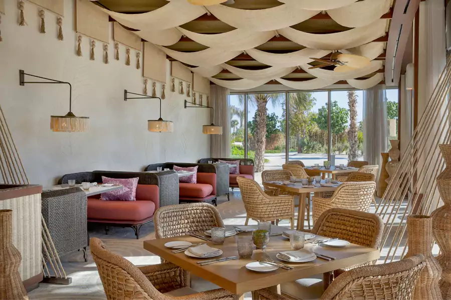 餐飲體驗則是一場舌尖上的紅海之旅 餐飲體驗則是一場舌尖上的紅海之旅