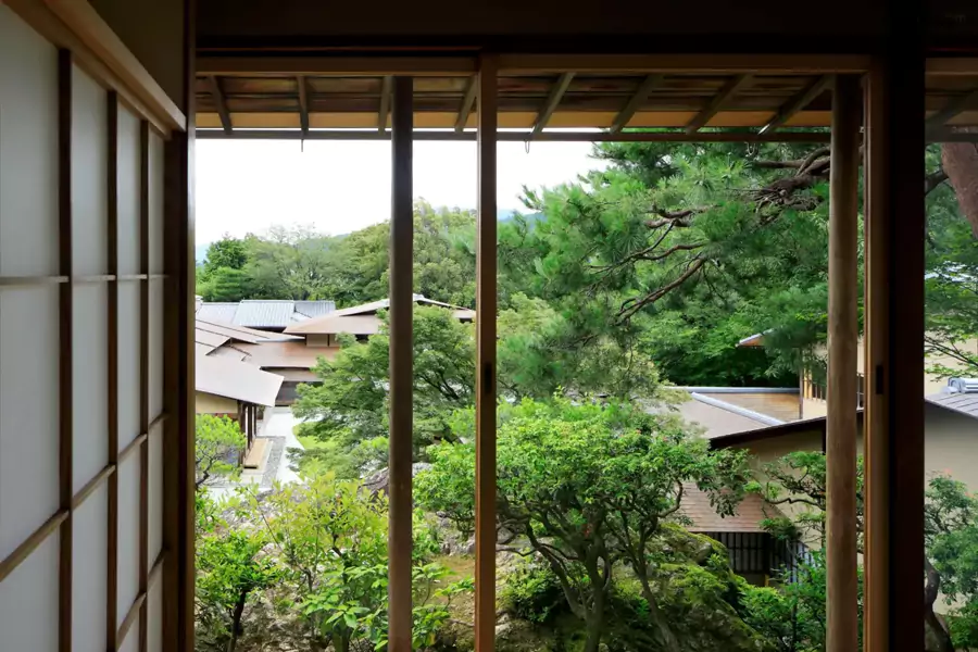 步行 15 分鐘可達八阪神社與平安神宮